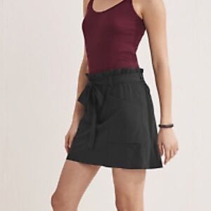 Athleta Skyline Skort, Black, size 12, Tie Waste